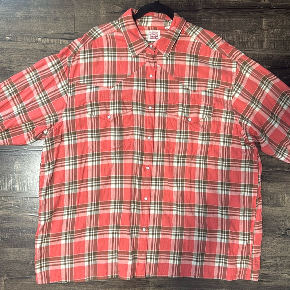 Levi’s Women’s Button Down Shirt Size XXL